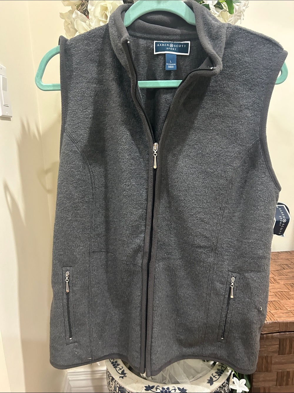Karen Scott Charcoal Full-Zip Fleece Vest for Women